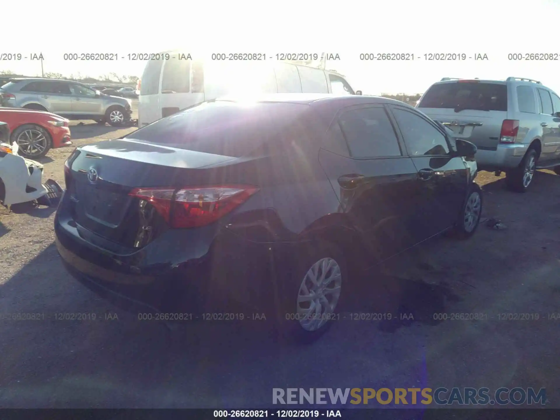 4 Photograph of a damaged car 5YFBURHEXKP879288 TOYOTA COROLLA 2019