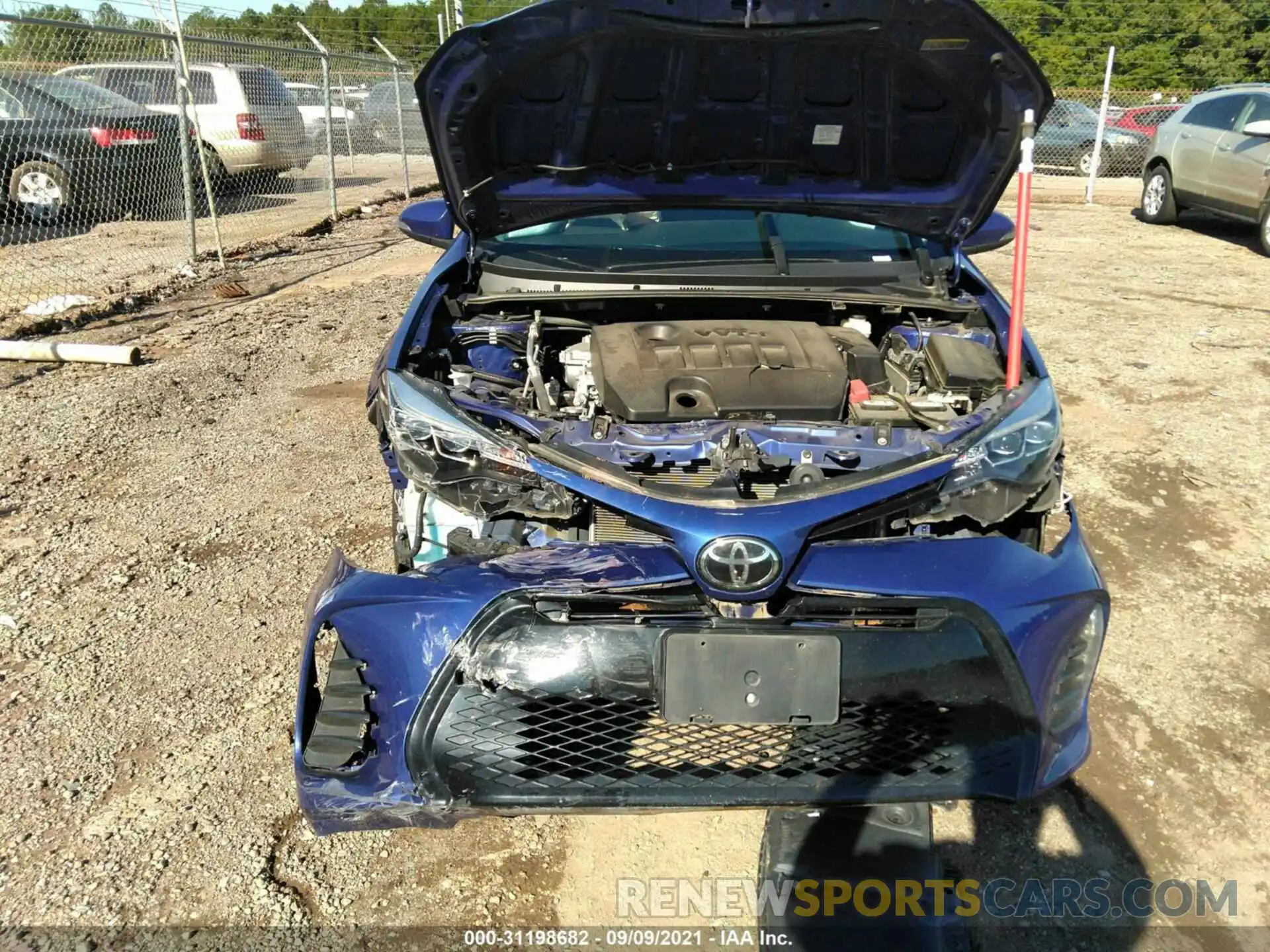 10 Photograph of a damaged car 5YFBURHEXKP879629 TOYOTA COROLLA 2019