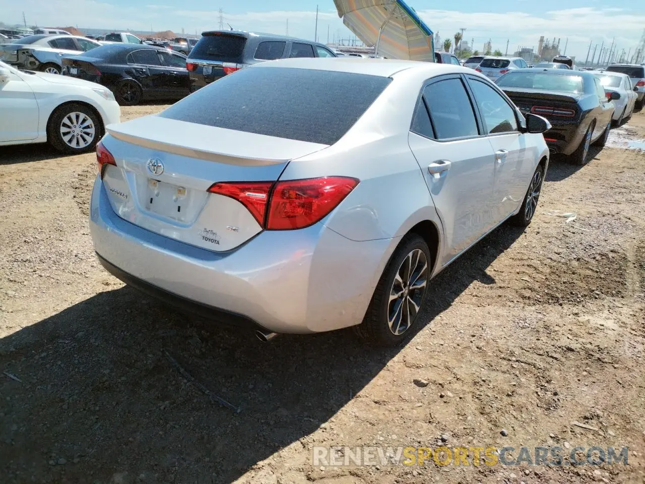 4 Photograph of a damaged car 5YFBURHEXKP879632 TOYOTA COROLLA 2019