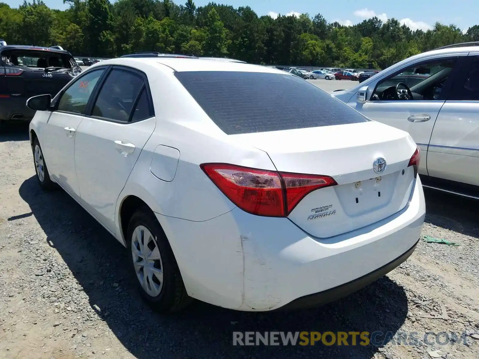 3 Photograph of a damaged car 5YFBURHEXKP879811 TOYOTA COROLLA 2019