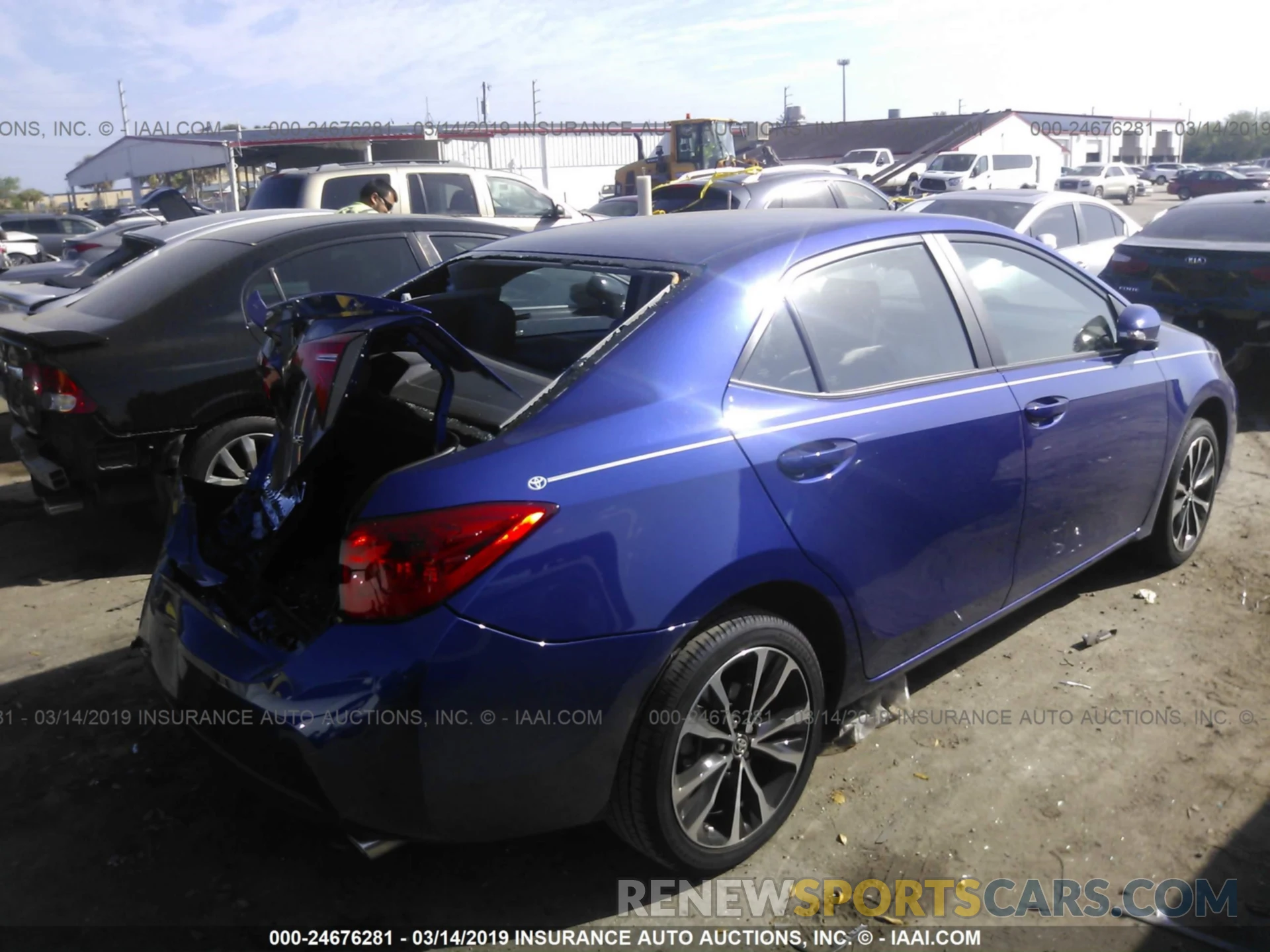 4 Photograph of a damaged car 5YFBURHEXKP880053 TOYOTA COROLLA 2019