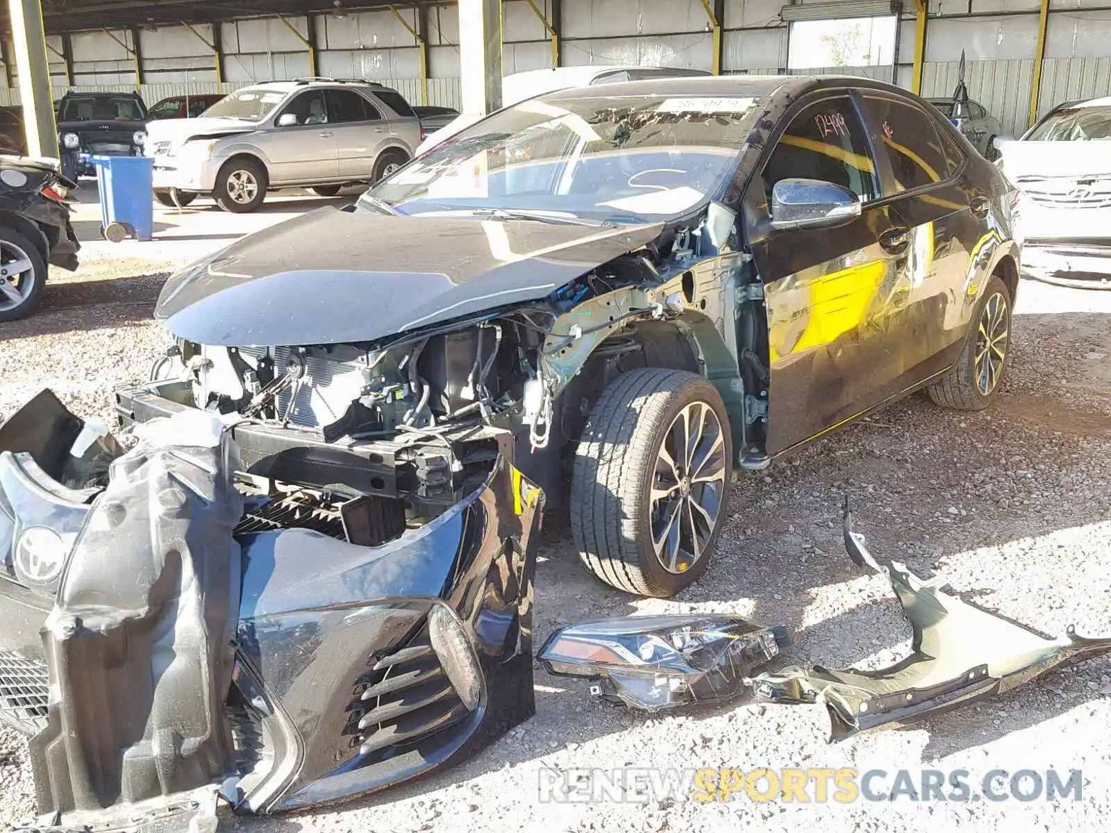 2 Photograph of a damaged car 5YFBURHEXKP880196 TOYOTA COROLLA 2019