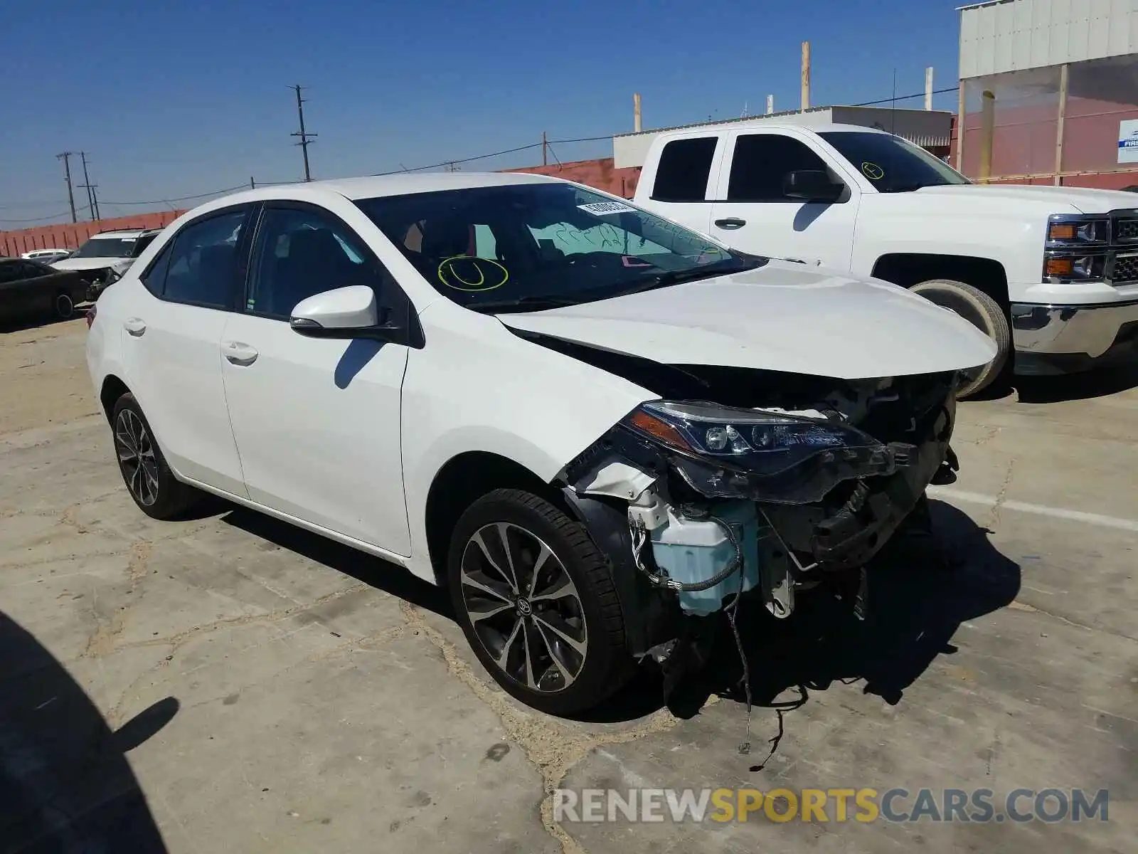 1 Photograph of a damaged car 5YFBURHEXKP880392 TOYOTA COROLLA 2019