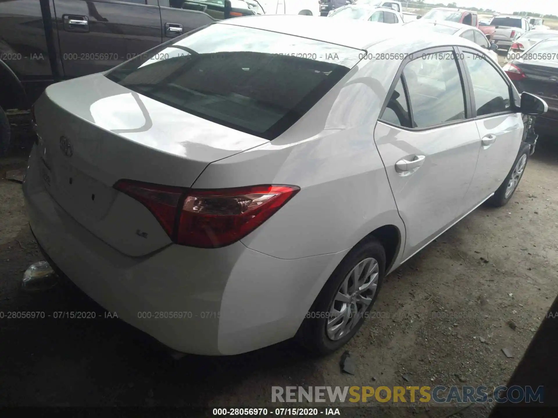 4 Photograph of a damaged car 5YFBURHEXKP880862 TOYOTA COROLLA 2019