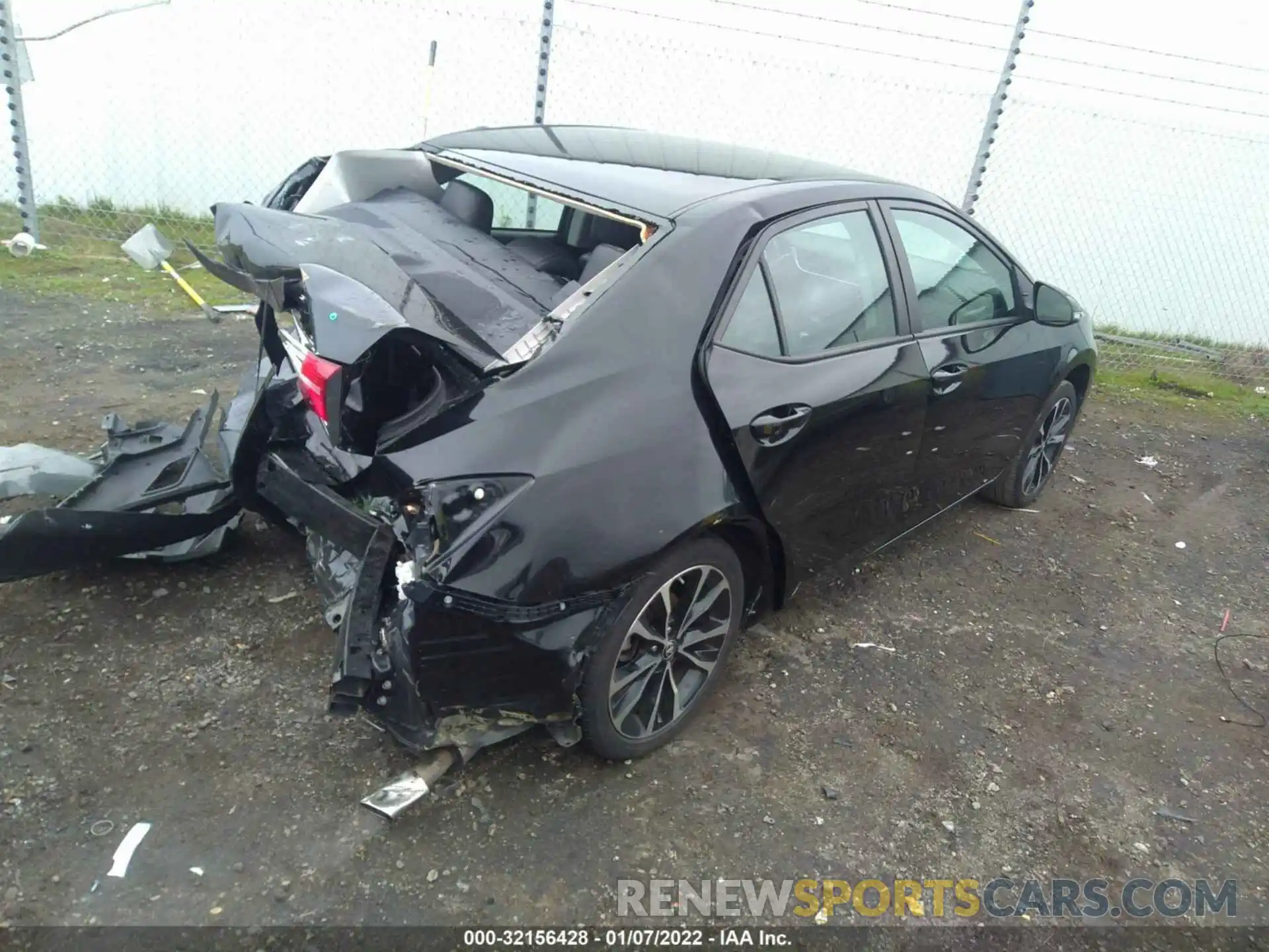 4 Photograph of a damaged car 5YFBURHEXKP880926 TOYOTA COROLLA 2019