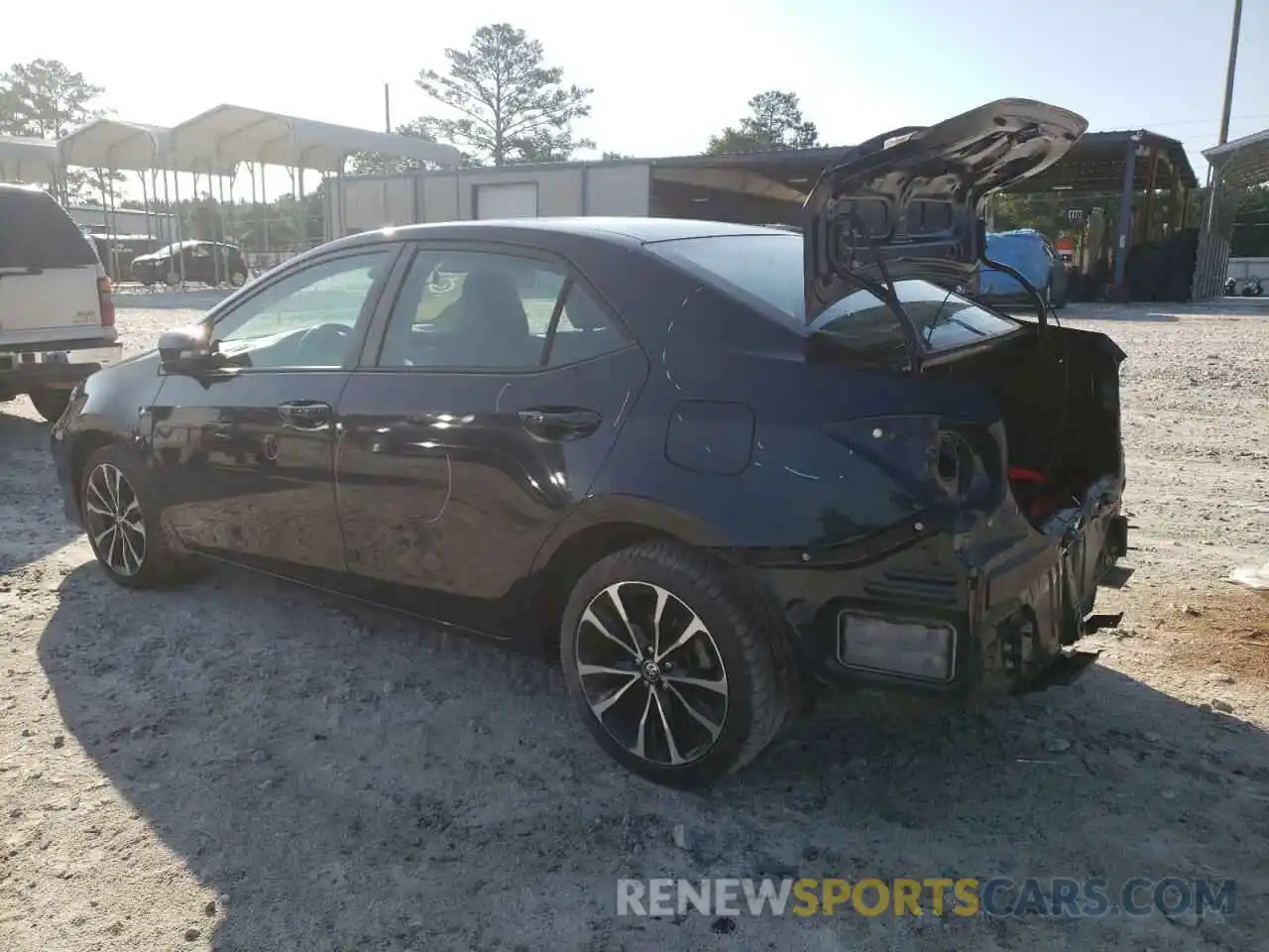 3 Photograph of a damaged car 5YFBURHEXKP881042 TOYOTA COROLLA 2019