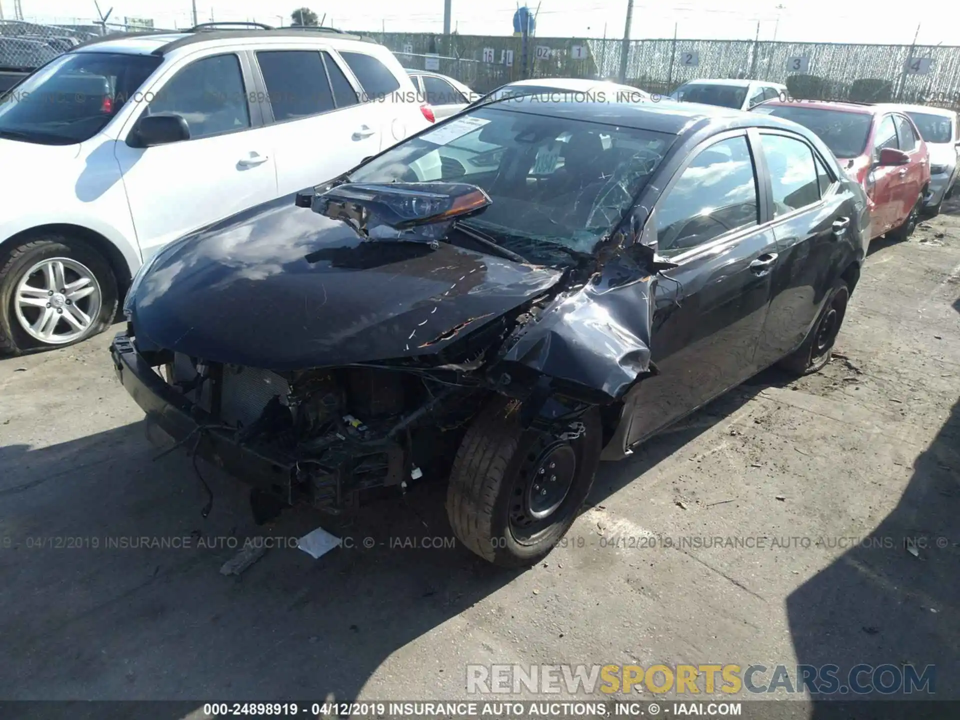 2 Photograph of a damaged car 5YFBURHEXKP881767 TOYOTA COROLLA 2019