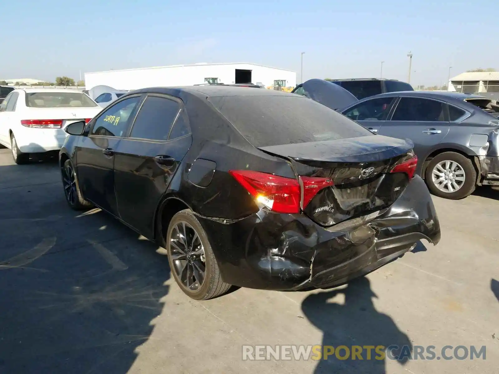 3 Photograph of a damaged car 5YFBURHEXKP881932 TOYOTA COROLLA 2019