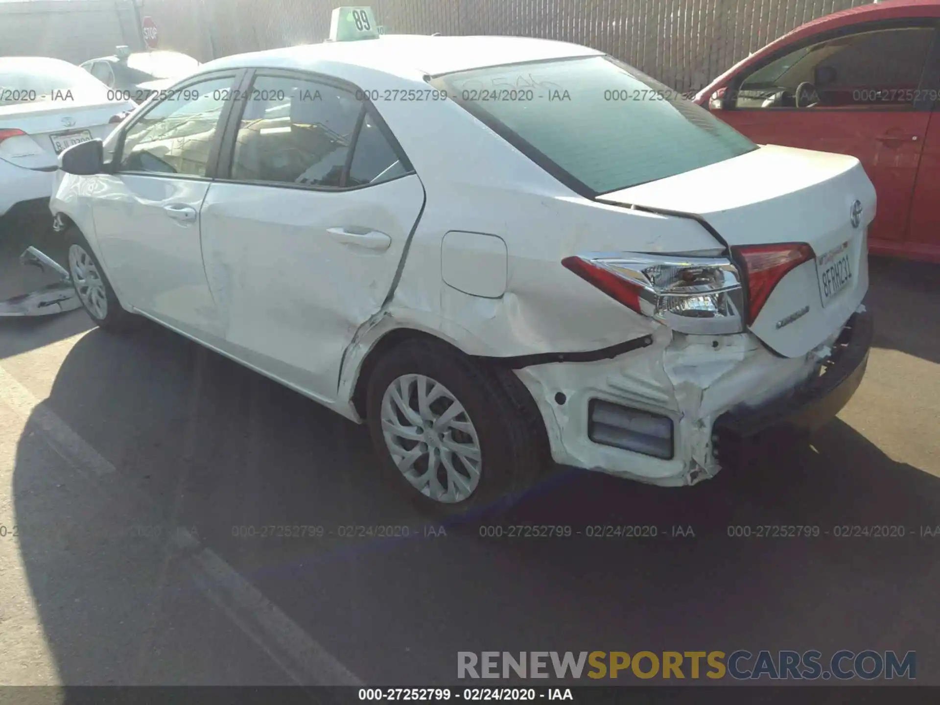 3 Photograph of a damaged car 5YFBURHEXKP882546 TOYOTA COROLLA 2019