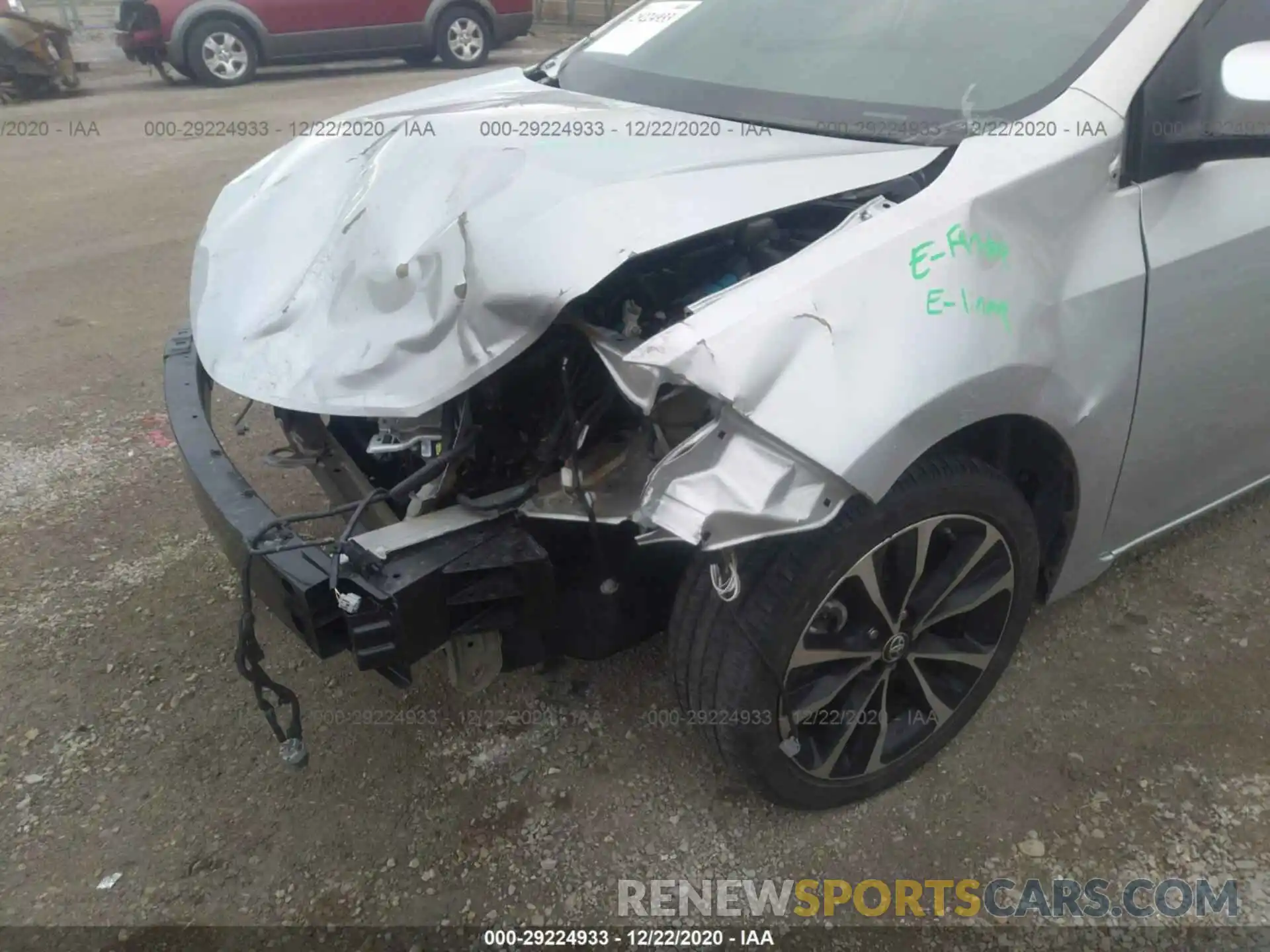 6 Photograph of a damaged car 5YFBURHEXKP882627 TOYOTA COROLLA 2019