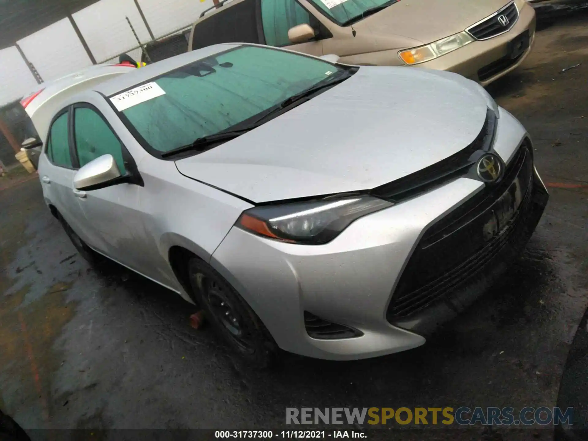 1 Photograph of a damaged car 5YFBURHEXKP883437 TOYOTA COROLLA 2019