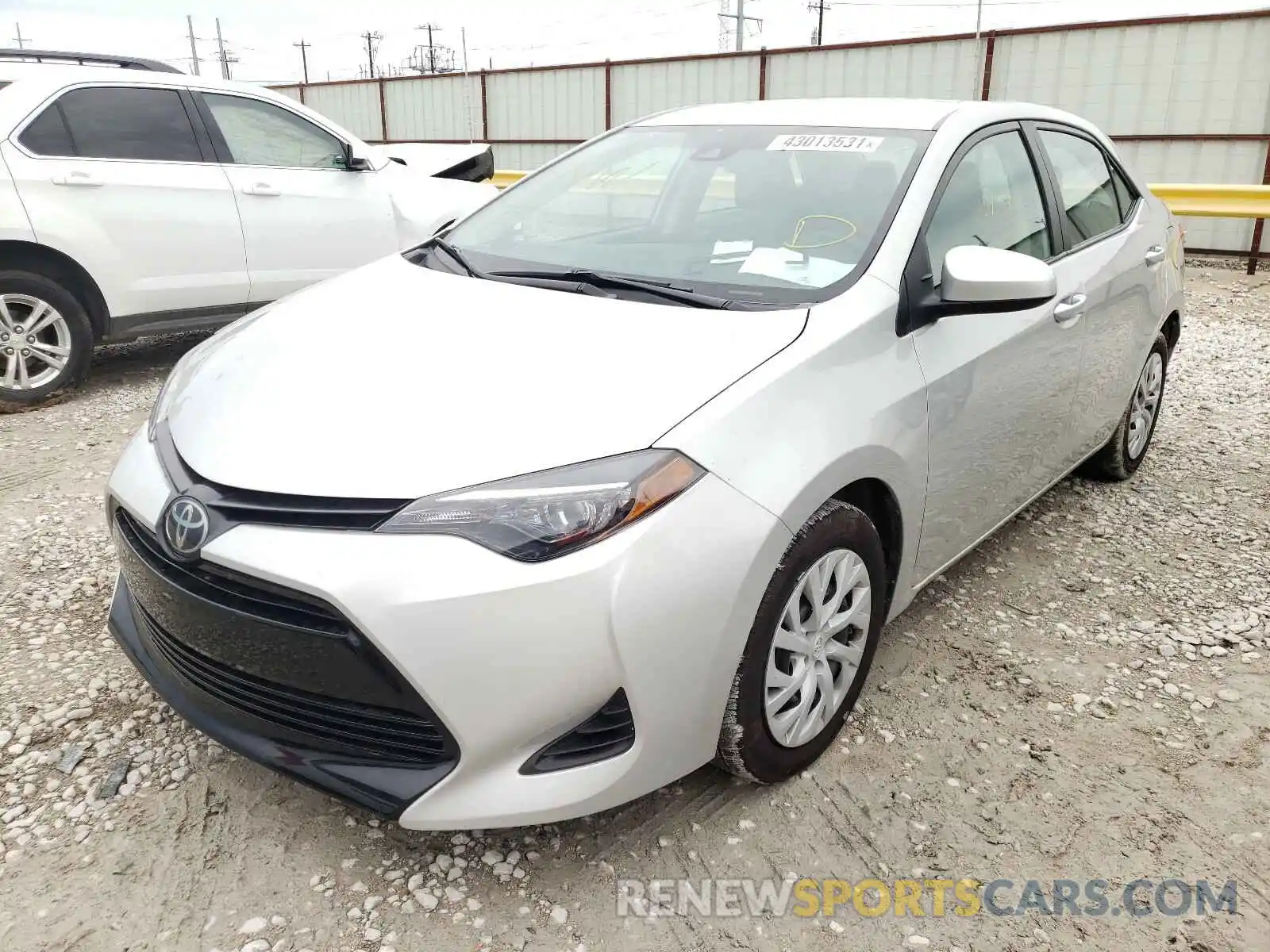 2 Photograph of a damaged car 5YFBURHEXKP883602 TOYOTA COROLLA 2019