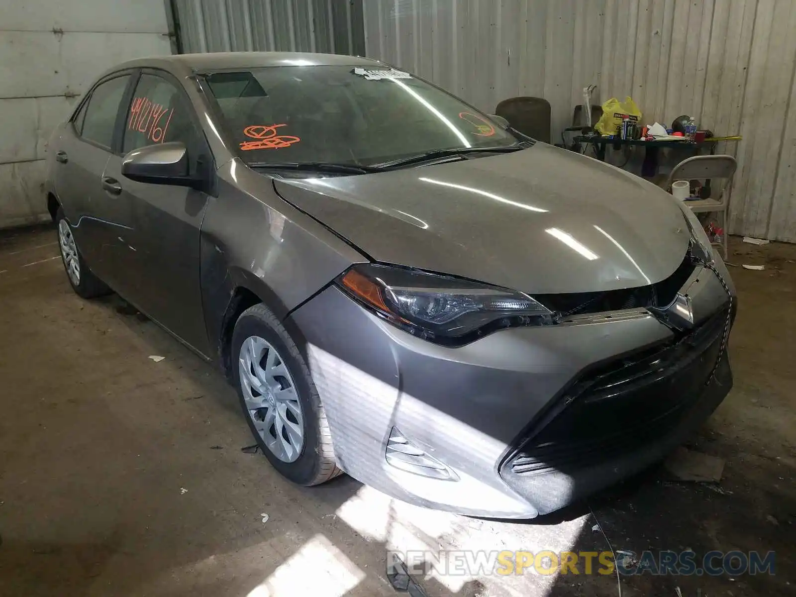 1 Photograph of a damaged car 5YFBURHEXKP883826 TOYOTA COROLLA 2019