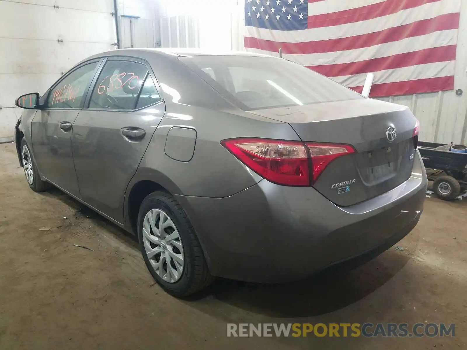 3 Photograph of a damaged car 5YFBURHEXKP883826 TOYOTA COROLLA 2019