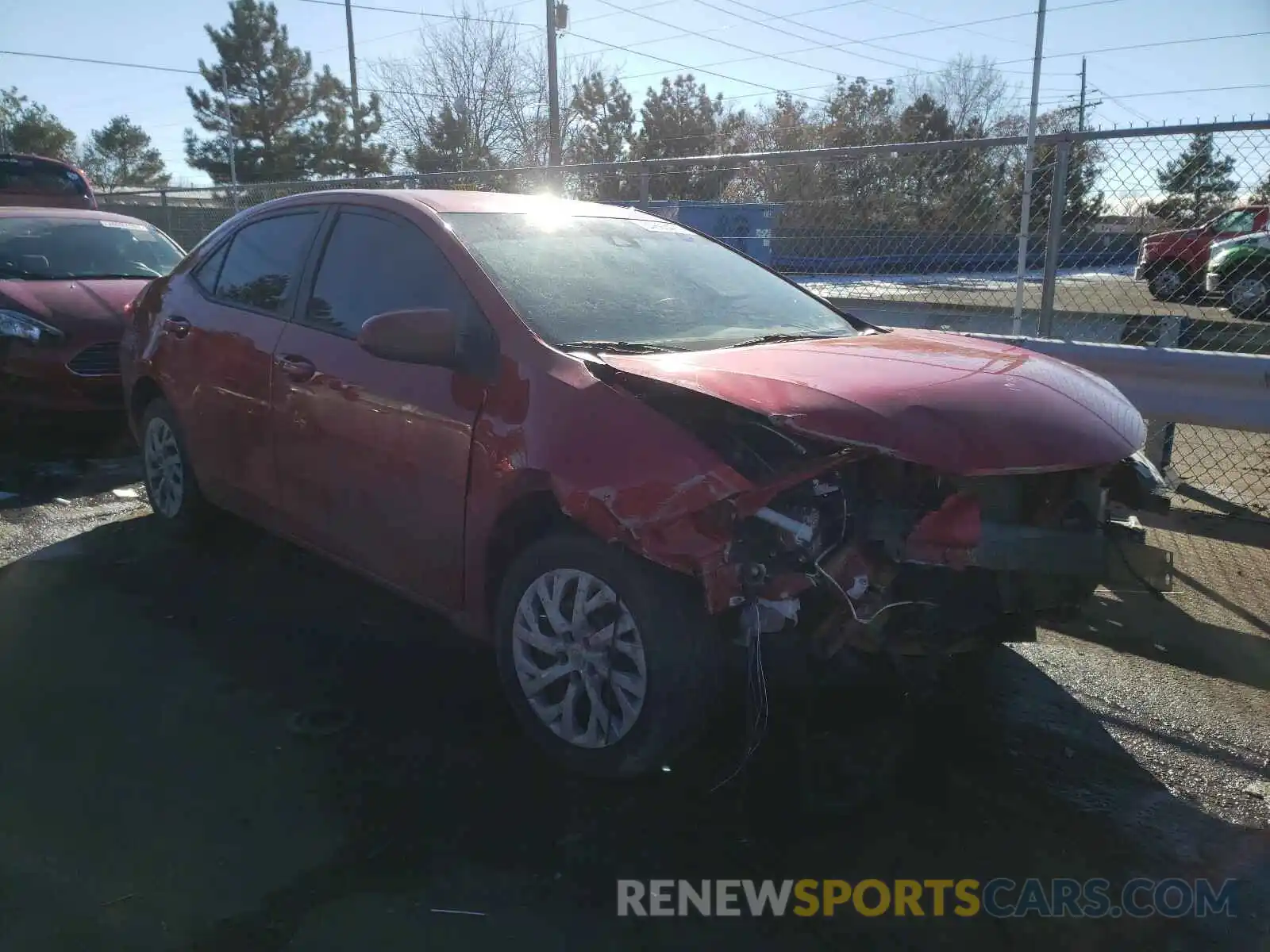 1 Photograph of a damaged car 5YFBURHEXKP883860 TOYOTA COROLLA 2019