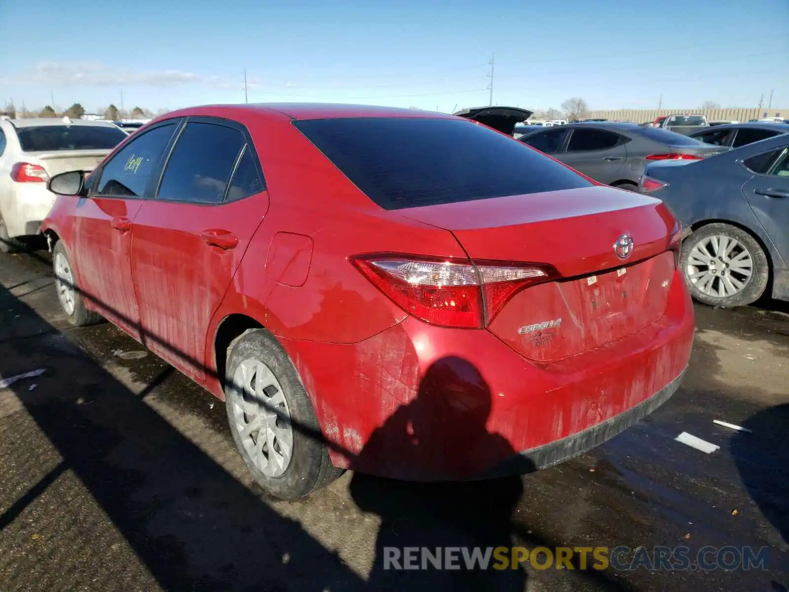 3 Photograph of a damaged car 5YFBURHEXKP883860 TOYOTA COROLLA 2019