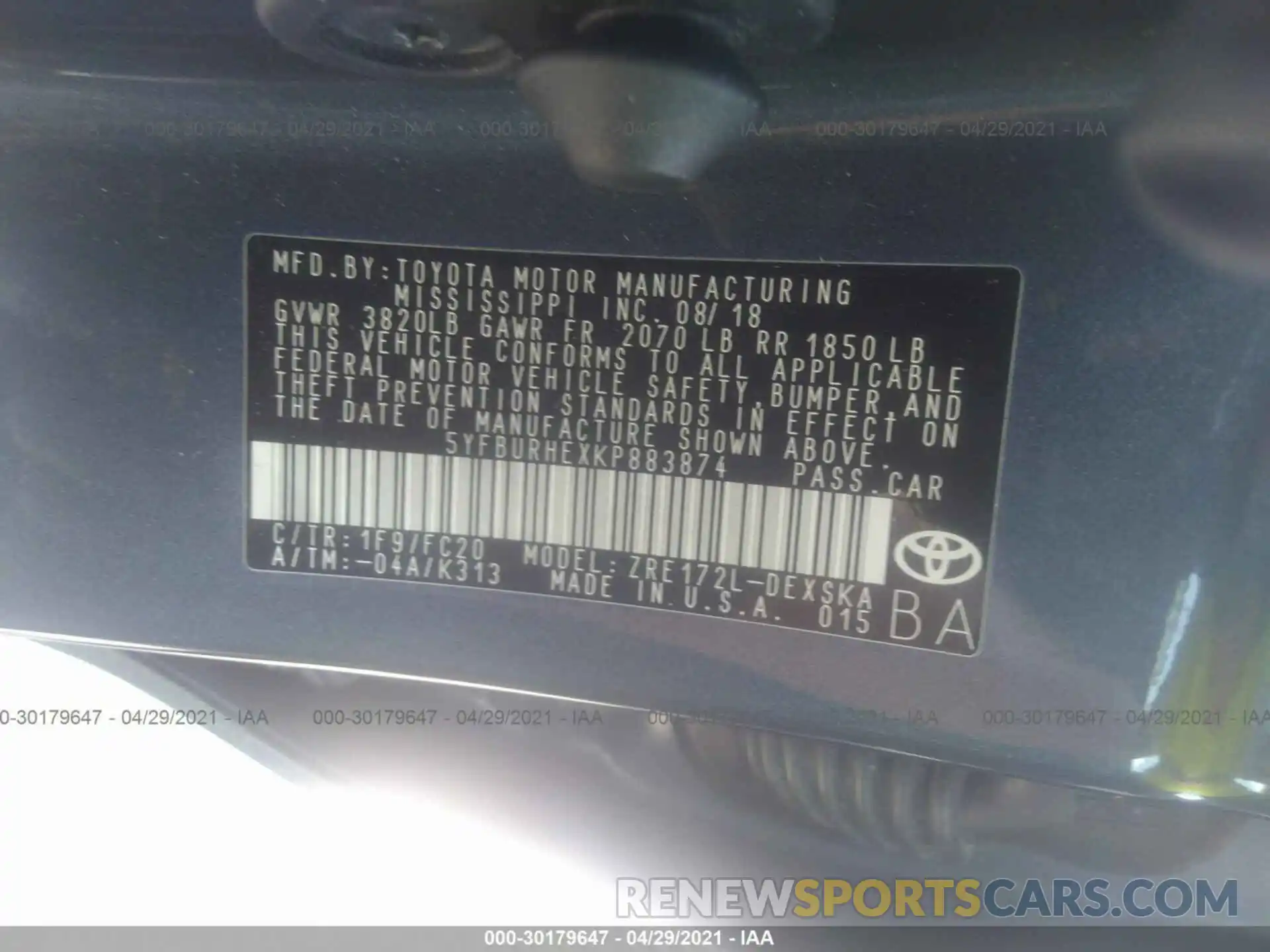 9 Photograph of a damaged car 5YFBURHEXKP883874 TOYOTA COROLLA 2019