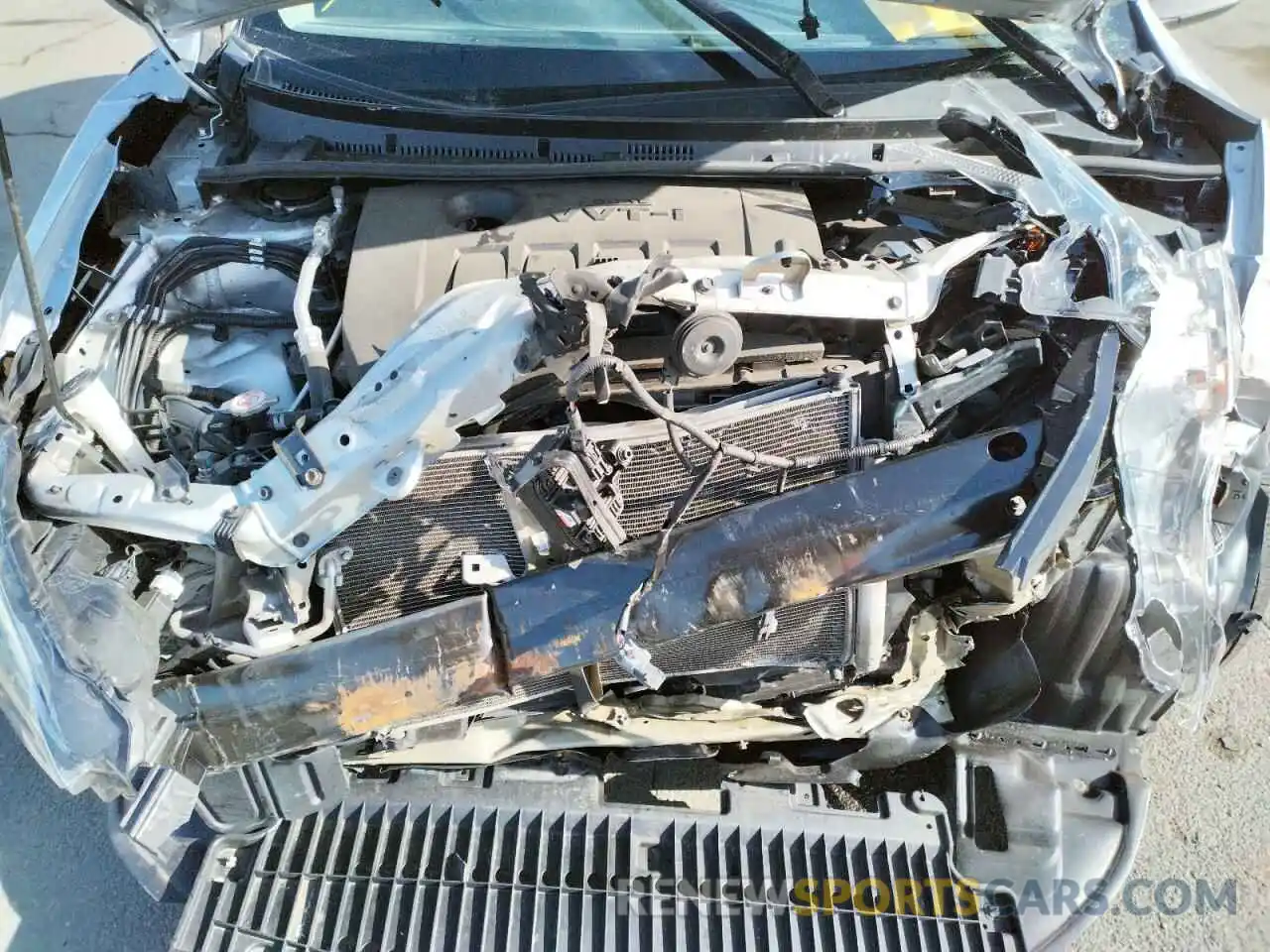 7 Photograph of a damaged car 5YFBURHEXKP883986 TOYOTA COROLLA 2019