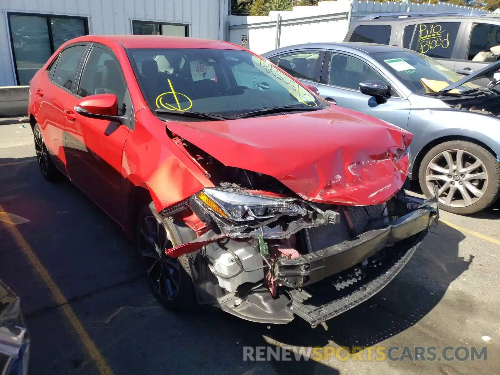 1 Photograph of a damaged car 5YFBURHEXKP884099 TOYOTA COROLLA 2019