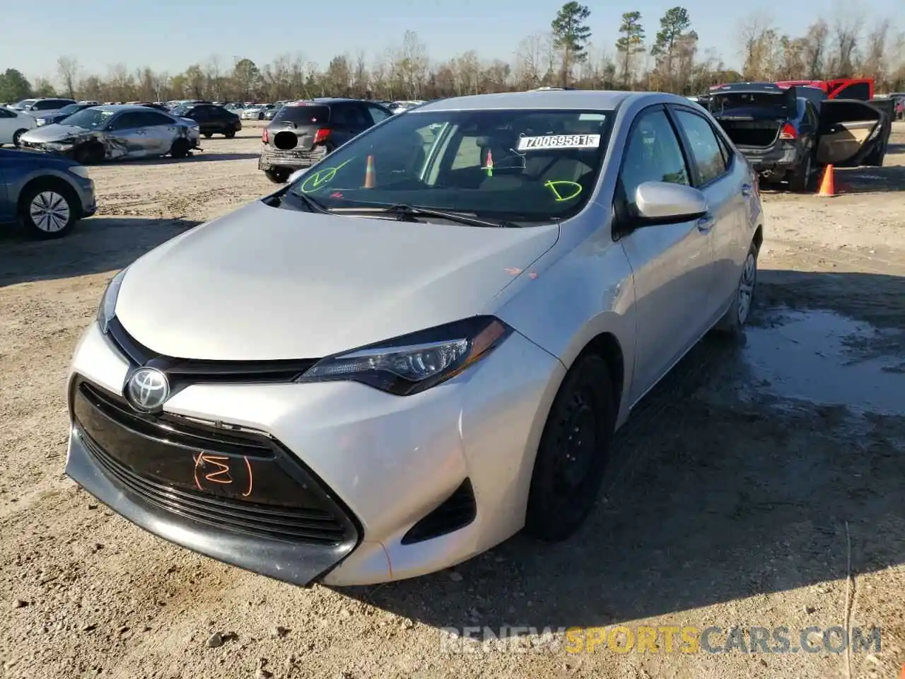 2 Photograph of a damaged car 5YFBURHEXKP884202 TOYOTA COROLLA 2019