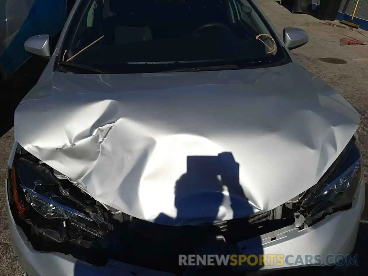 7 Photograph of a damaged car 5YFBURHEXKP884622 TOYOTA COROLLA 2019