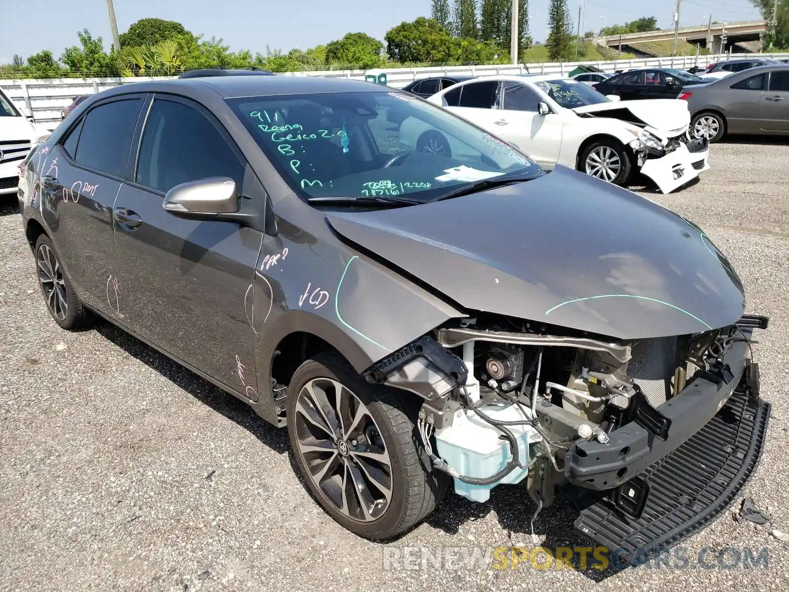 1 Photograph of a damaged car 5YFBURHEXKP884961 TOYOTA COROLLA 2019