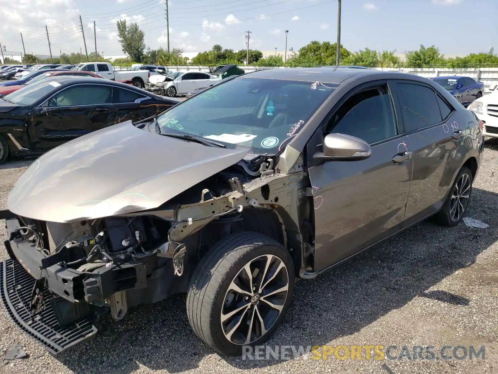 2 Photograph of a damaged car 5YFBURHEXKP884961 TOYOTA COROLLA 2019