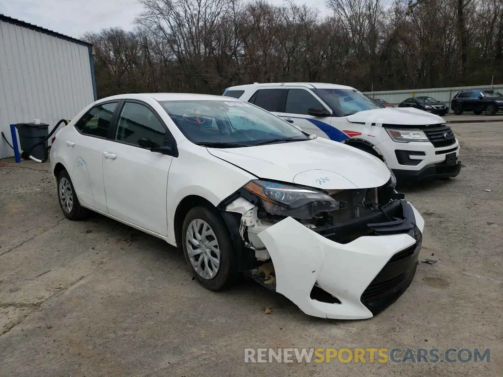 1 Photograph of a damaged car 5YFBURHEXKP885222 TOYOTA COROLLA 2019