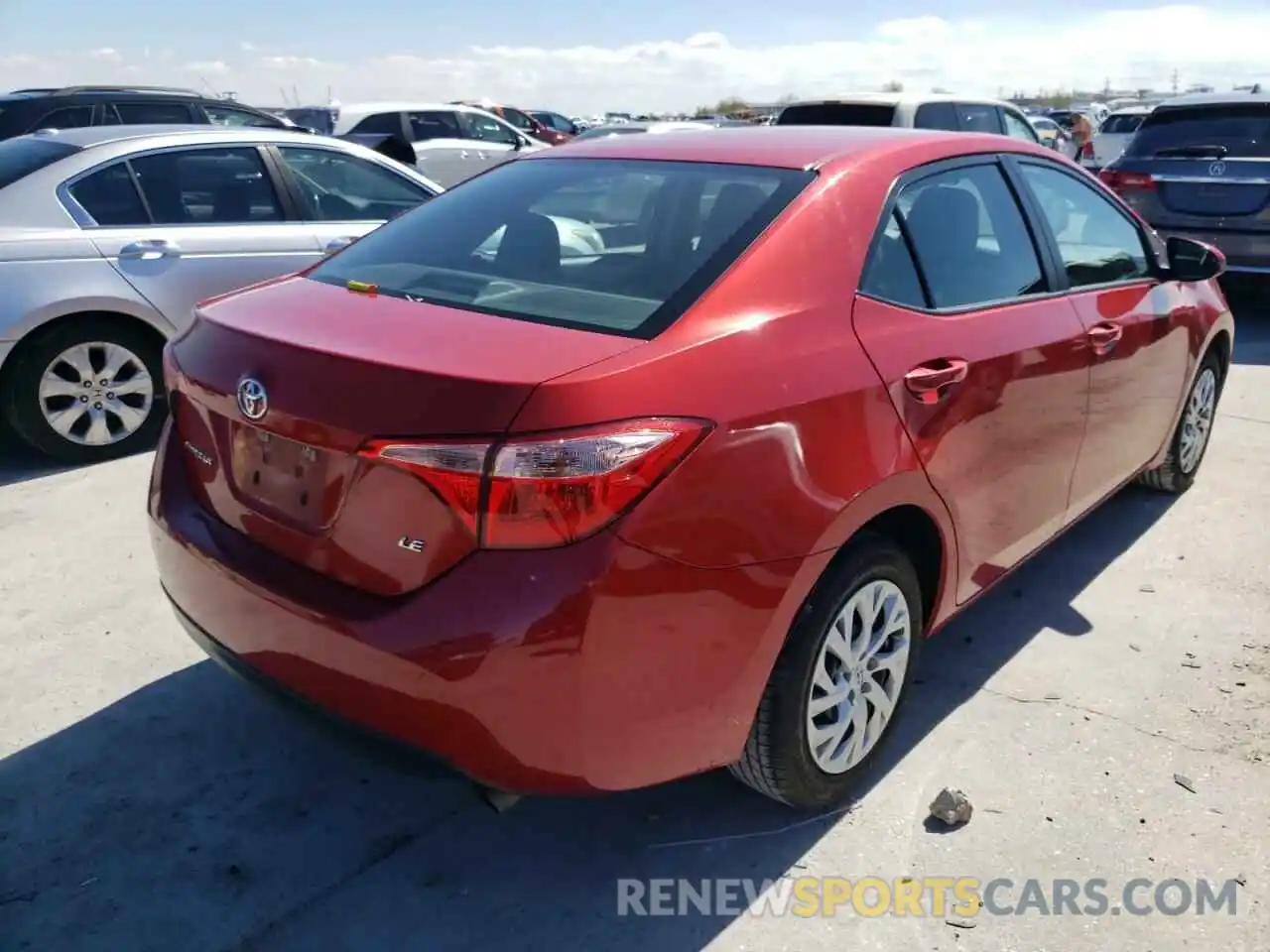 4 Photograph of a damaged car 5YFBURHEXKP886953 TOYOTA COROLLA 2019