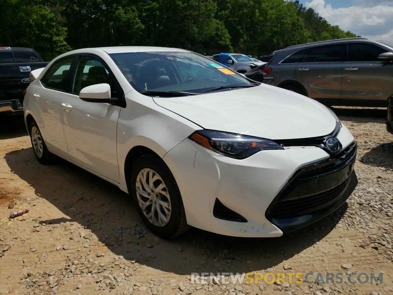 1 Photograph of a damaged car 5YFBURHEXKP887150 TOYOTA COROLLA 2019