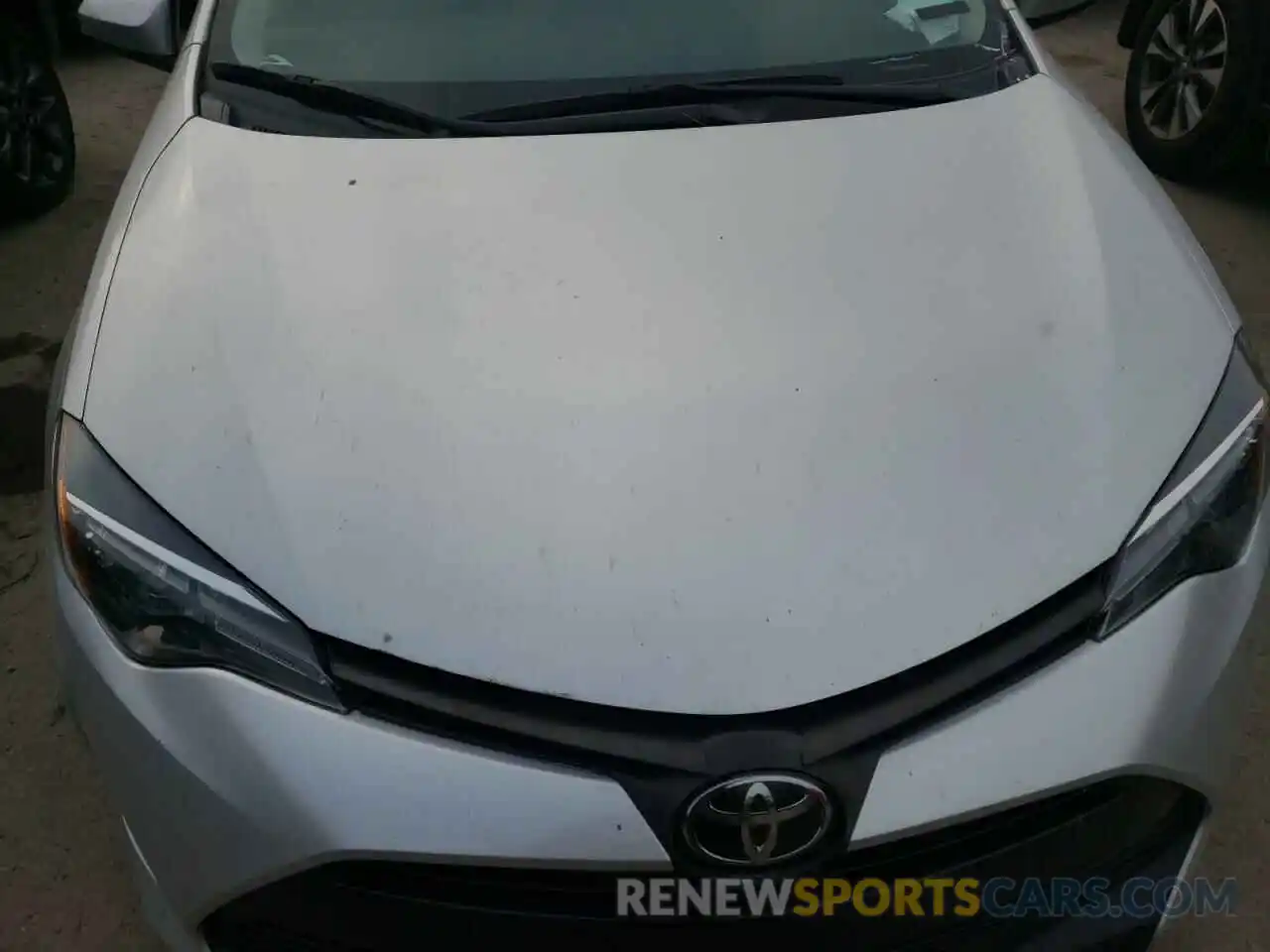 7 Photograph of a damaged car 5YFBURHEXKP887195 TOYOTA COROLLA 2019