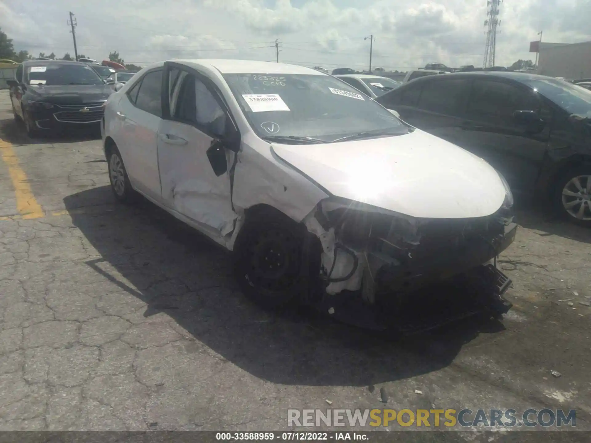 1 Photograph of a damaged car 5YFBURHEXKP887567 TOYOTA COROLLA 2019