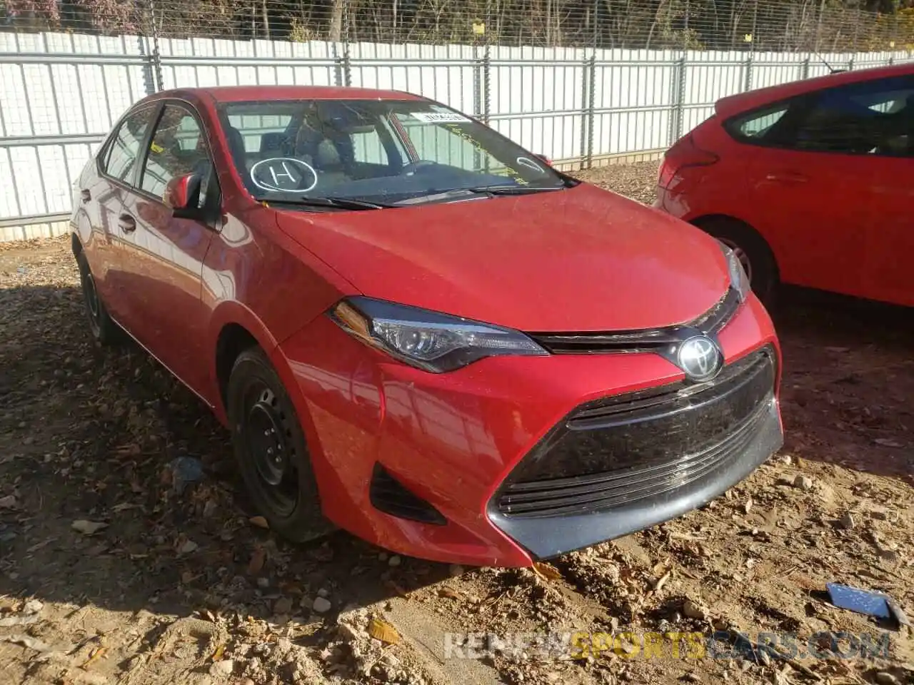 1 Photograph of a damaged car 5YFBURHEXKP887620 TOYOTA COROLLA 2019