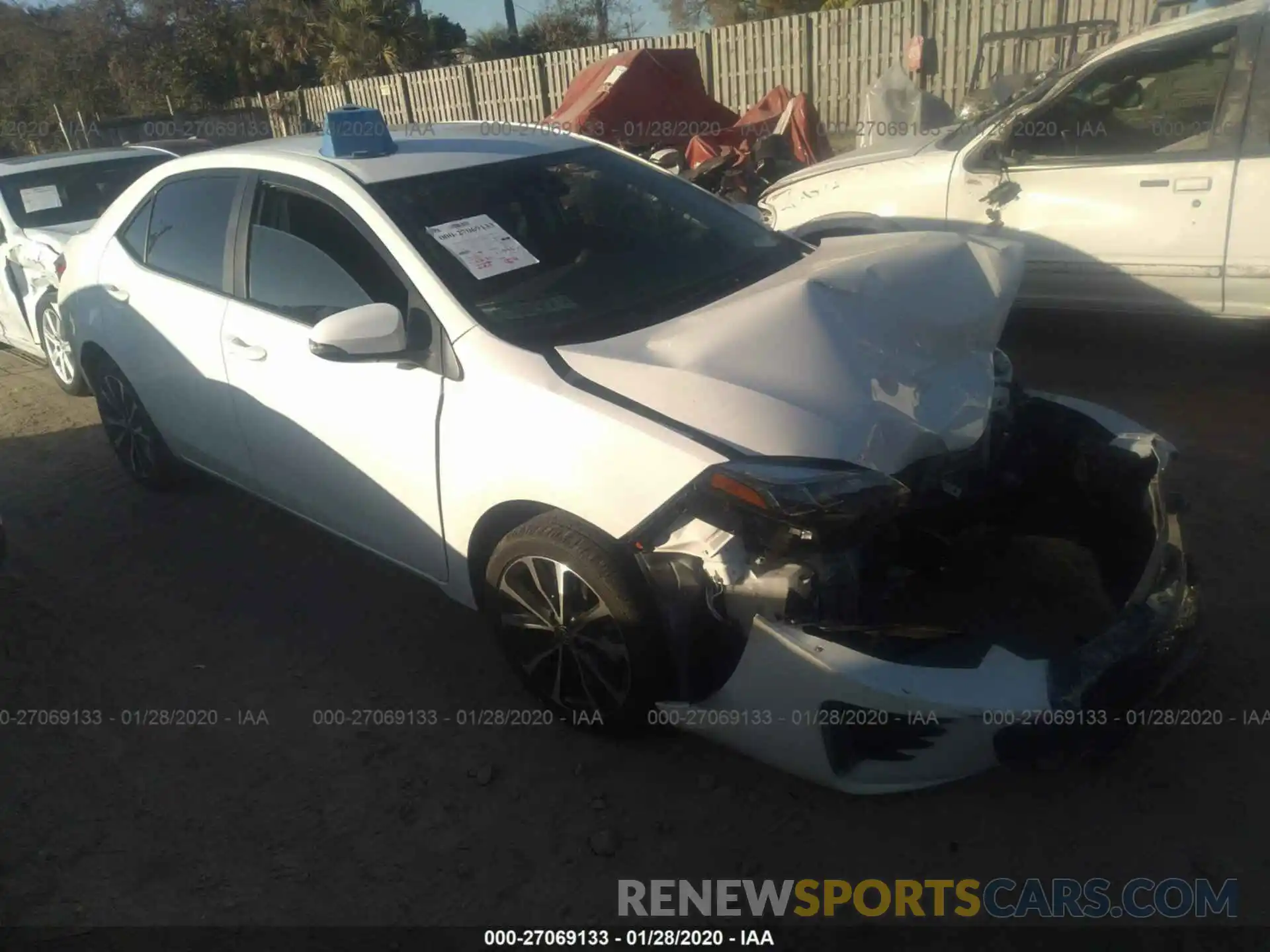 1 Photograph of a damaged car 5YFBURHEXKP887679 TOYOTA COROLLA 2019