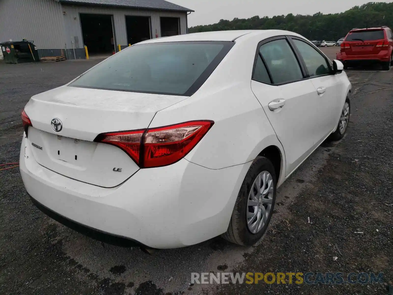 4 Photograph of a damaged car 5YFBURHEXKP887732 TOYOTA COROLLA 2019