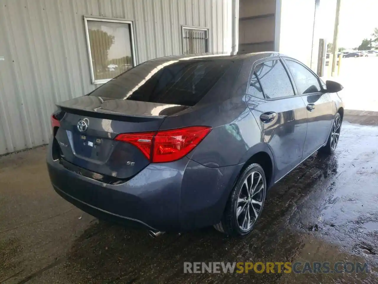 4 Photograph of a damaged car 5YFBURHEXKP887746 TOYOTA COROLLA 2019