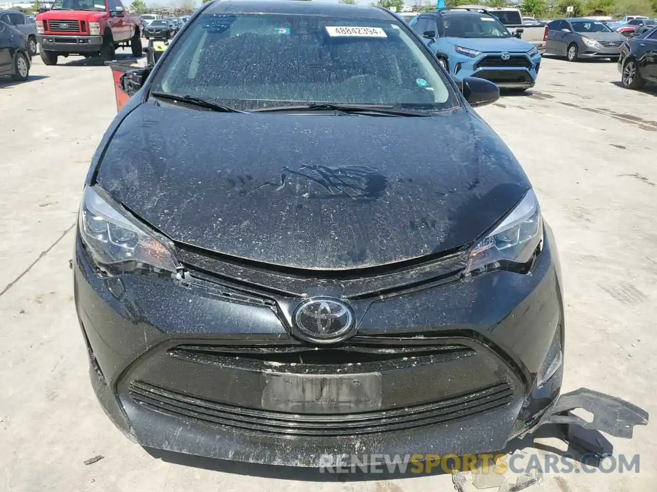 5 Photograph of a damaged car 5YFBURHEXKP888119 TOYOTA COROLLA 2019