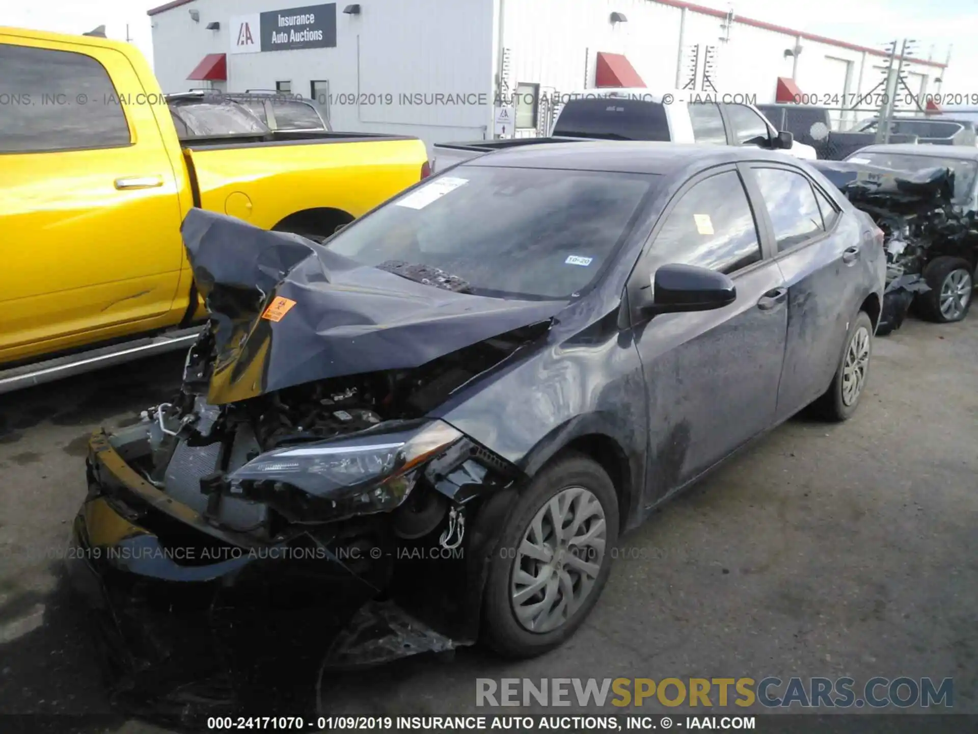 2 Photograph of a damaged car 5YFBURHEXKP888749 TOYOTA COROLLA 2019