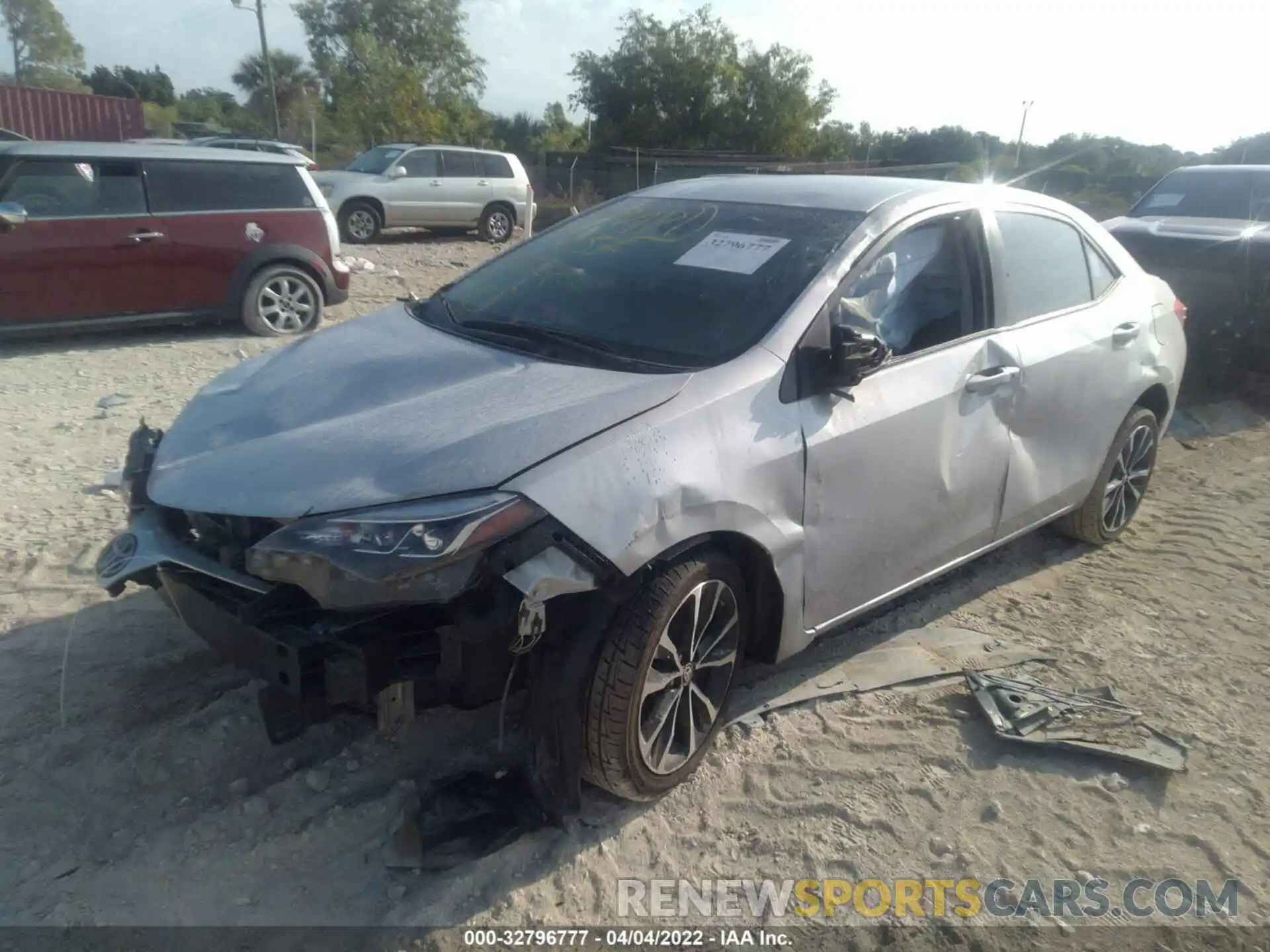 2 Photograph of a damaged car 5YFBURHEXKP889089 TOYOTA COROLLA 2019