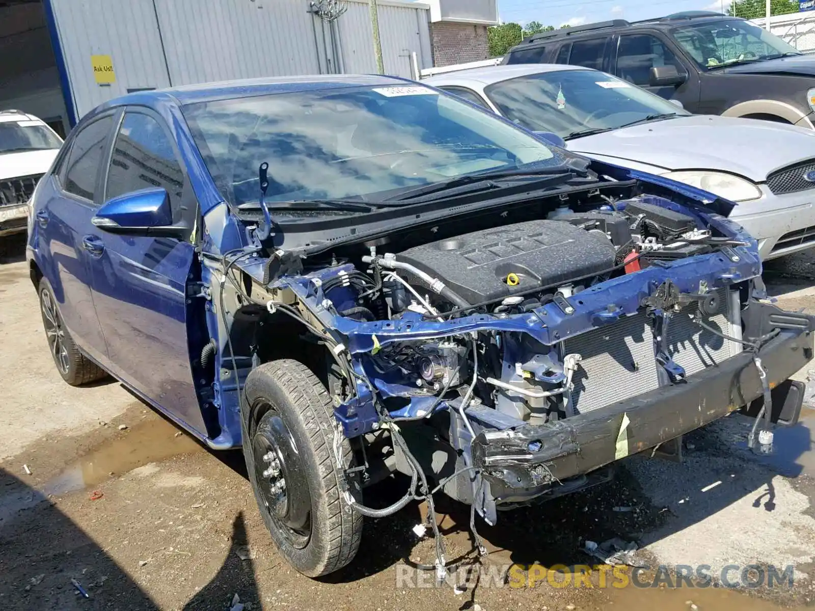 1 Photograph of a damaged car 5YFBURHEXKP889528 TOYOTA COROLLA 2019