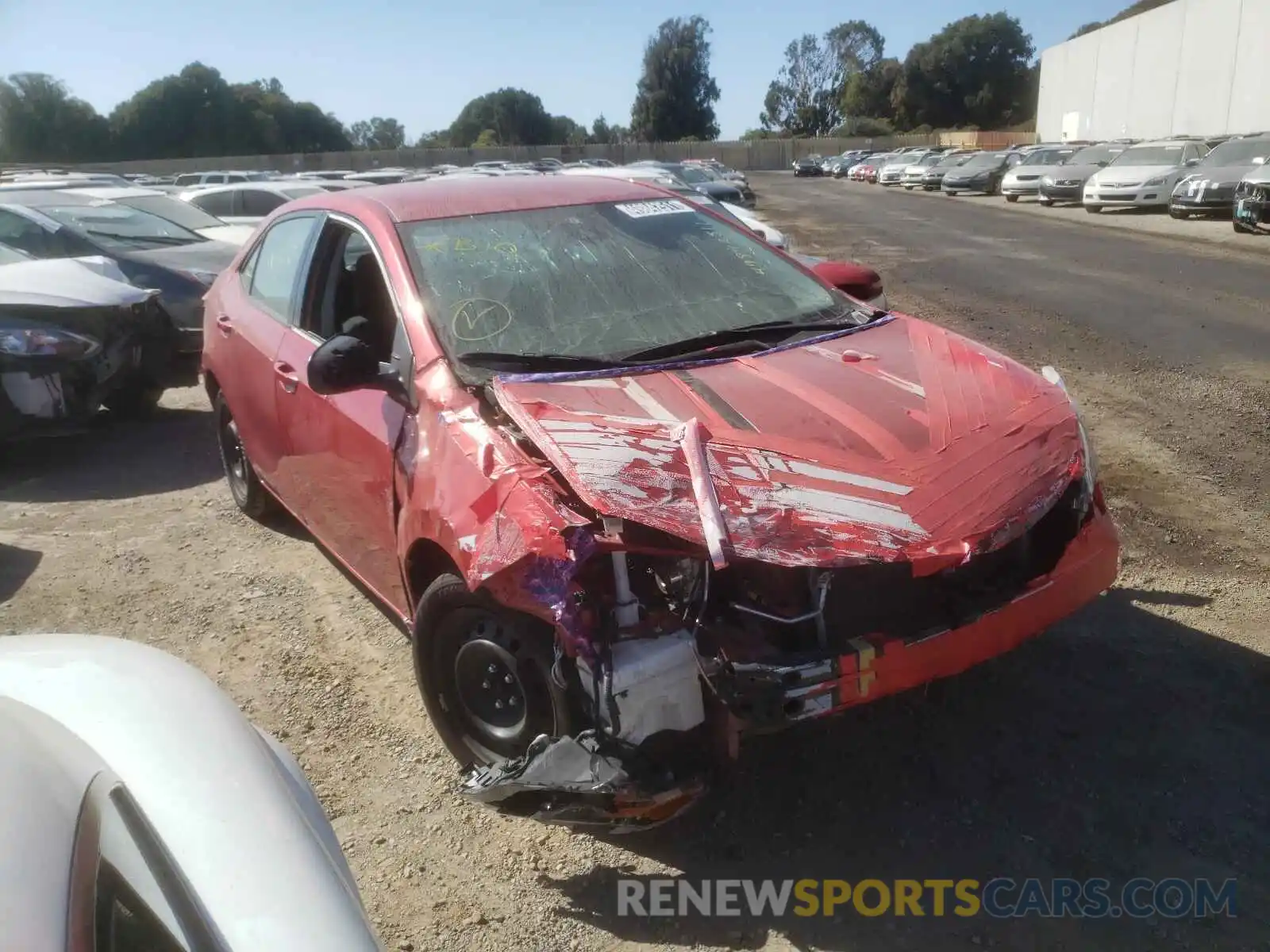 1 Photograph of a damaged car 5YFBURHEXKP889769 TOYOTA COROLLA 2019