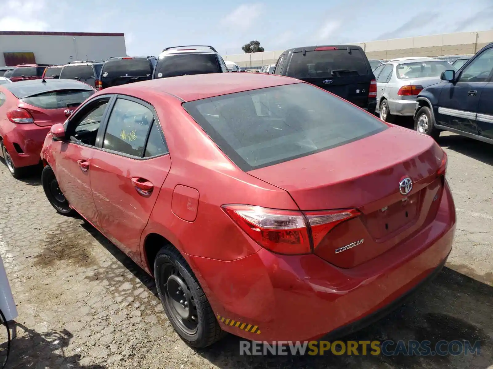 3 Photograph of a damaged car 5YFBURHEXKP889769 TOYOTA COROLLA 2019