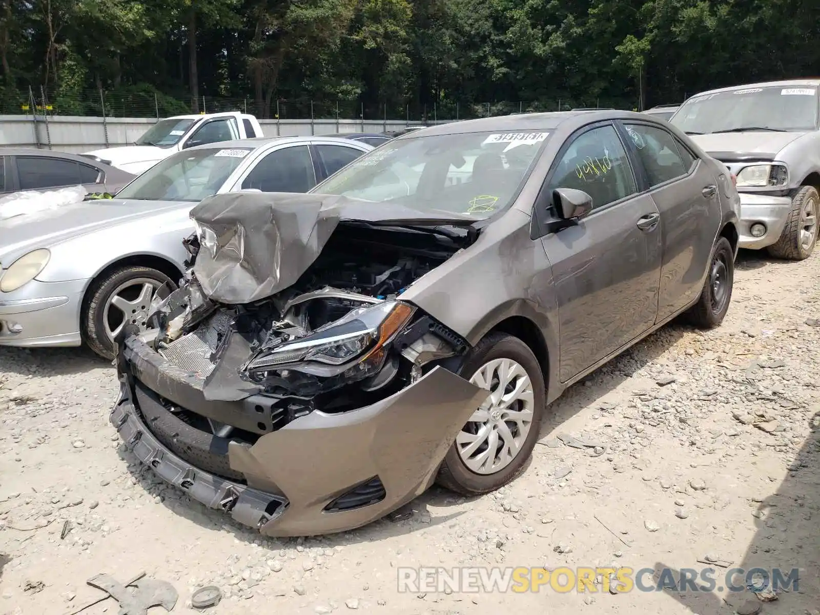 2 Photograph of a damaged car 5YFBURHEXKP889836 TOYOTA COROLLA 2019