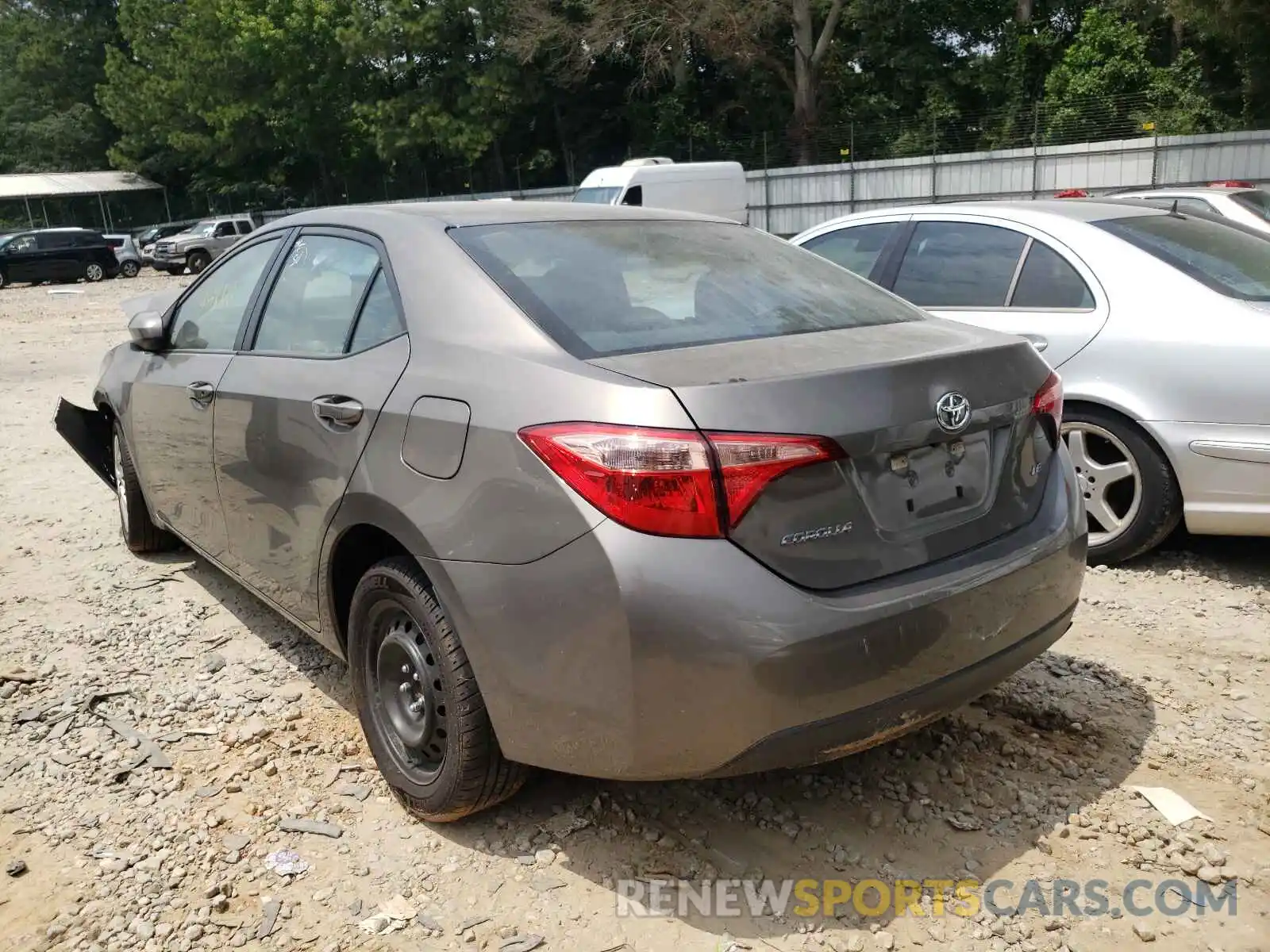 3 Photograph of a damaged car 5YFBURHEXKP889836 TOYOTA COROLLA 2019