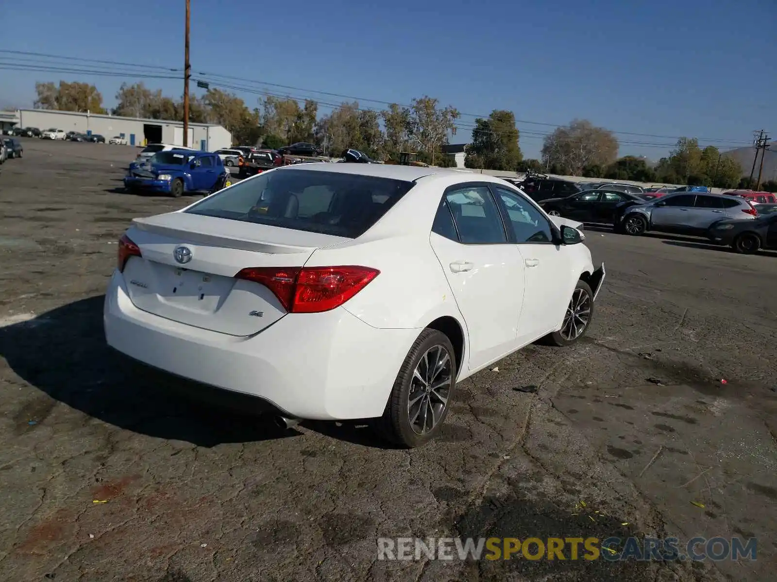 4 Photograph of a damaged car 5YFBURHEXKP891909 TOYOTA COROLLA 2019