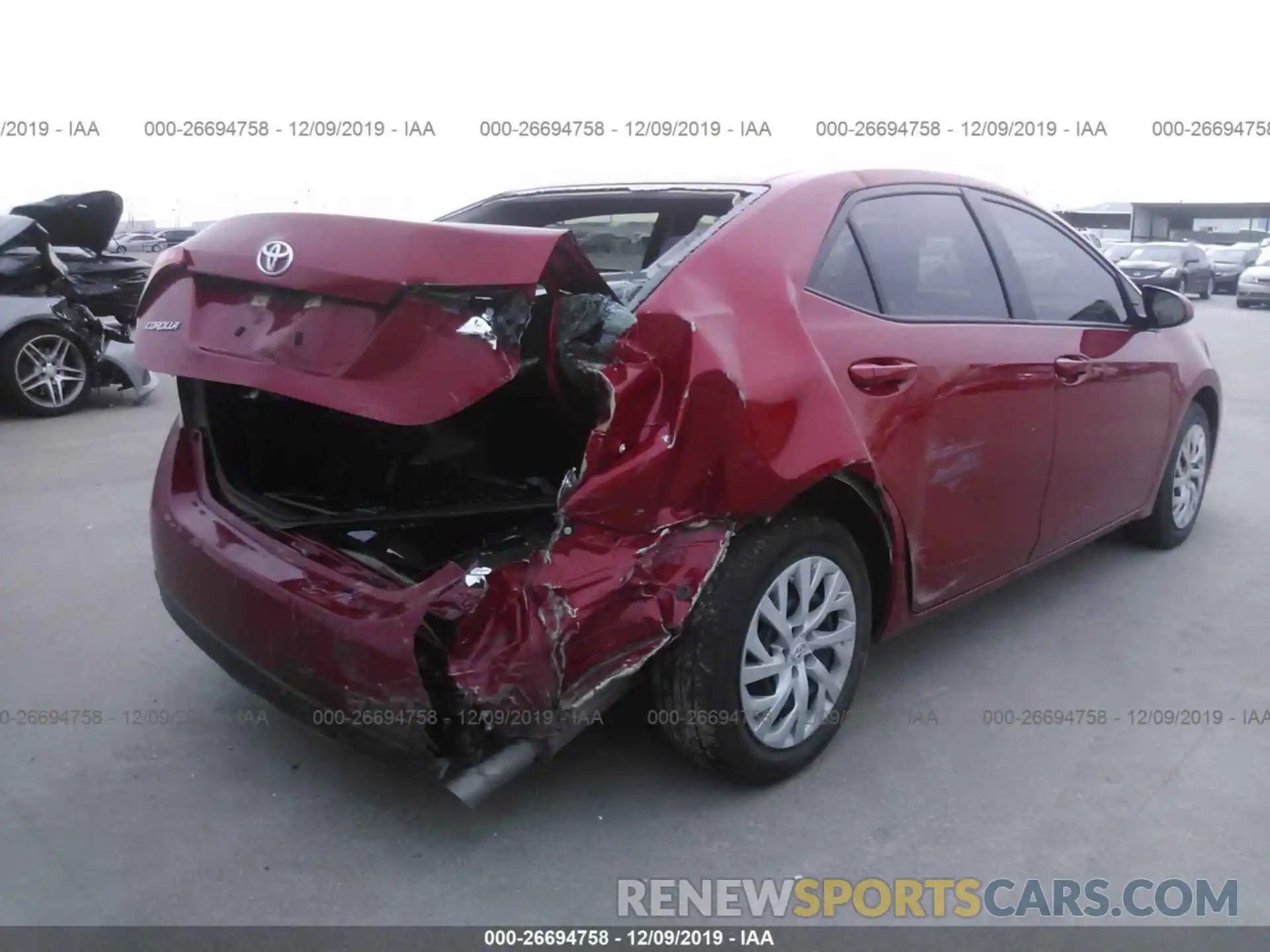 4 Photograph of a damaged car 5YFBURHEXKP892333 TOYOTA COROLLA 2019