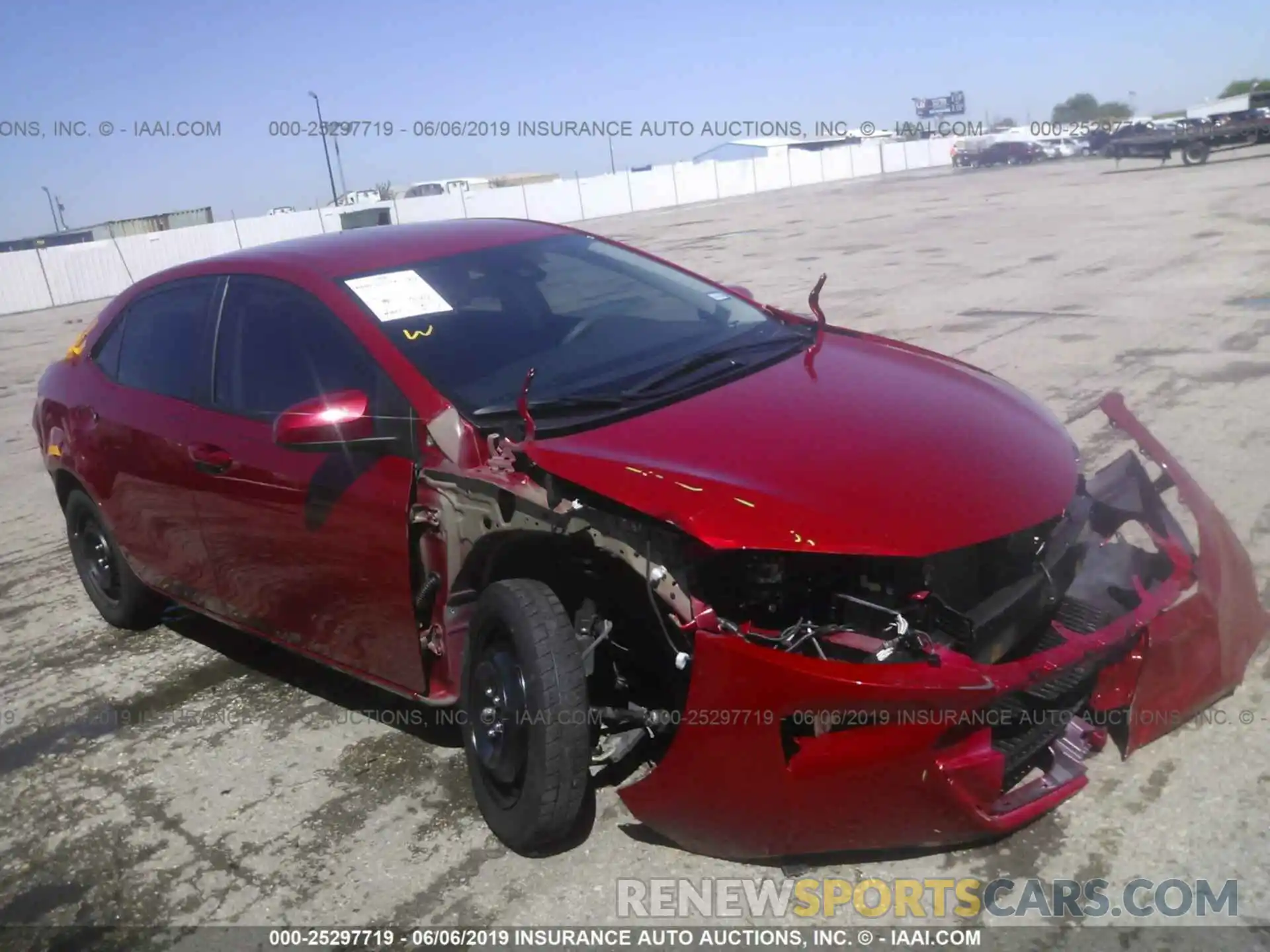 1 Photograph of a damaged car 5YFBURHEXKP892493 TOYOTA COROLLA 2019