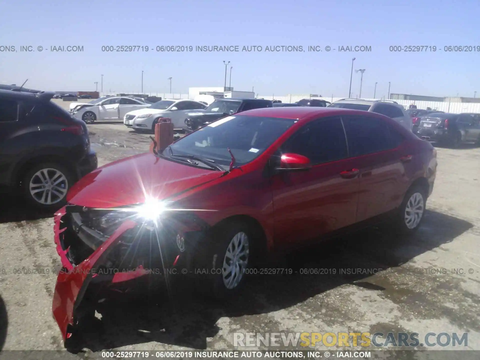 2 Photograph of a damaged car 5YFBURHEXKP892493 TOYOTA COROLLA 2019