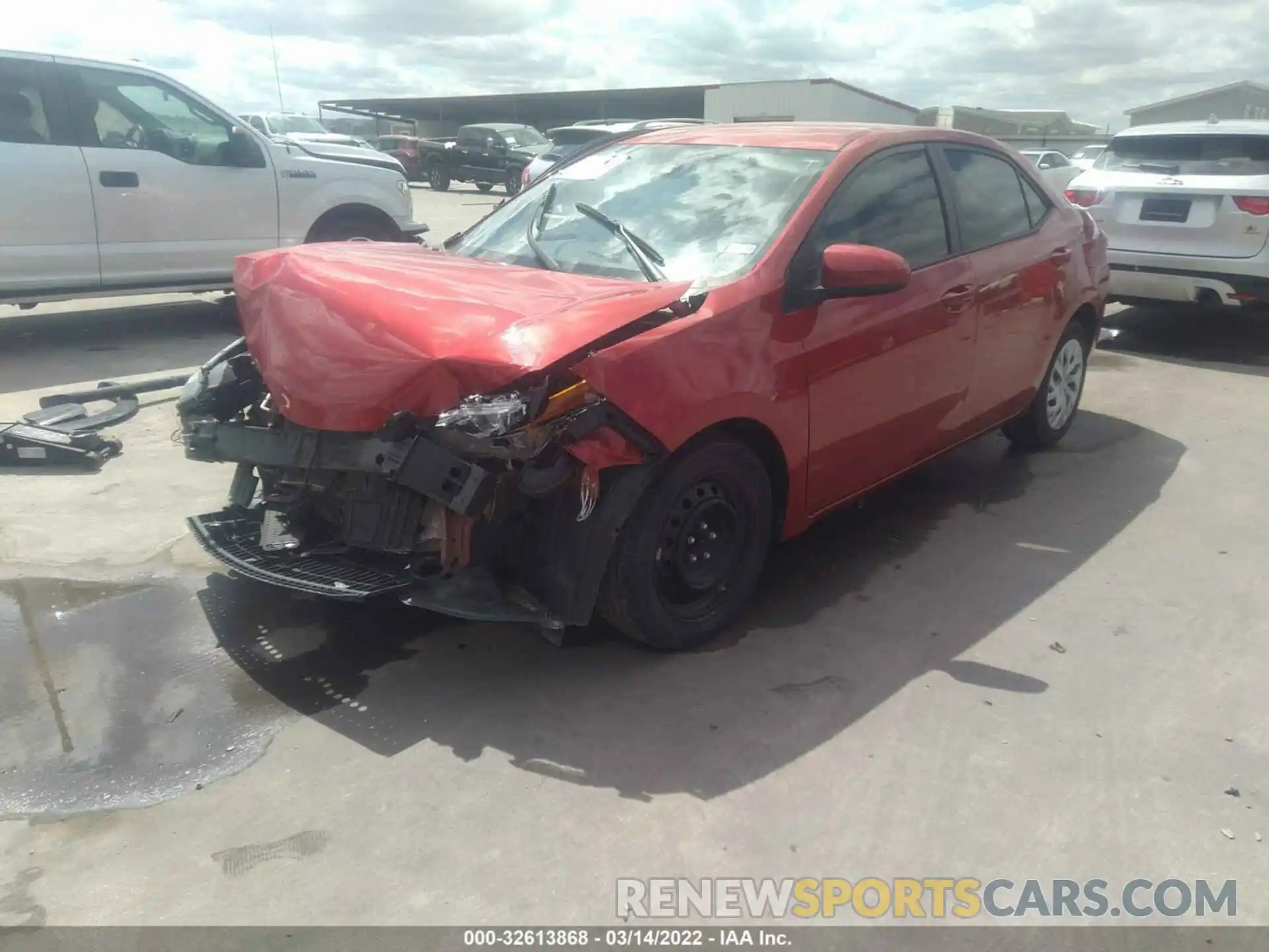 2 Photograph of a damaged car 5YFBURHEXKP892543 TOYOTA COROLLA 2019