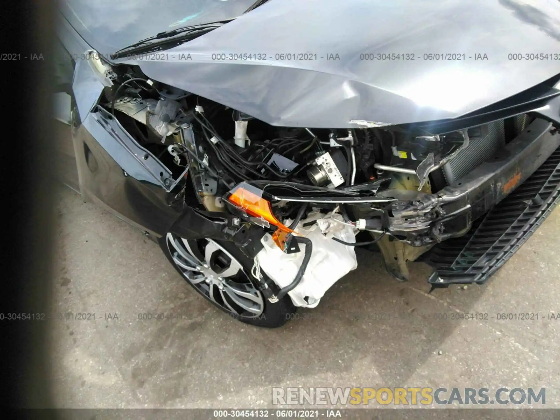 6 Photograph of a damaged car 5YFBURHEXKP893255 TOYOTA COROLLA 2019